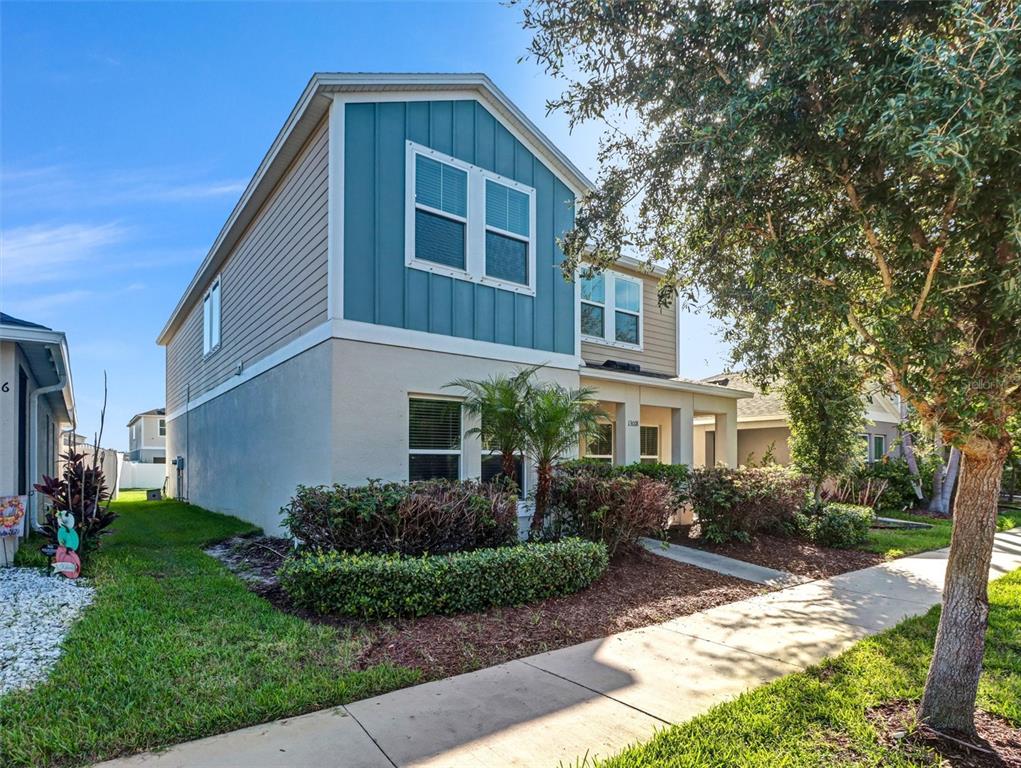 13018 BOGGY CREEK DRIVE, RIVERVIEW, FL — photo 3 of 30