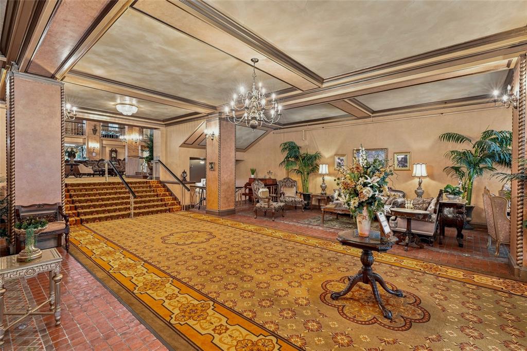 411 1ST AVENUE N UNIT 308, ST PETERSBURG, FL — photo 4 of 48