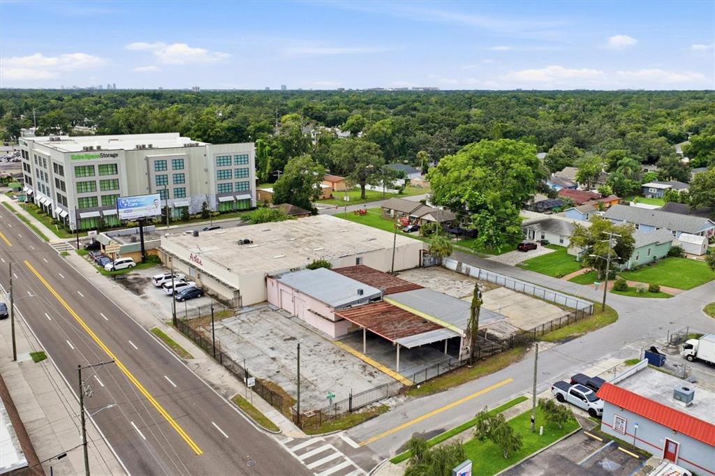 7310 N FLORIDA AVENUE, TAMPA, FL — photo 4 of 19