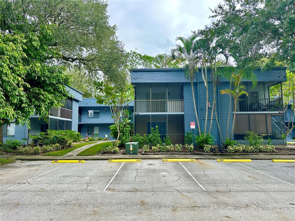 2349 OAK PARK WAY UNIT 107