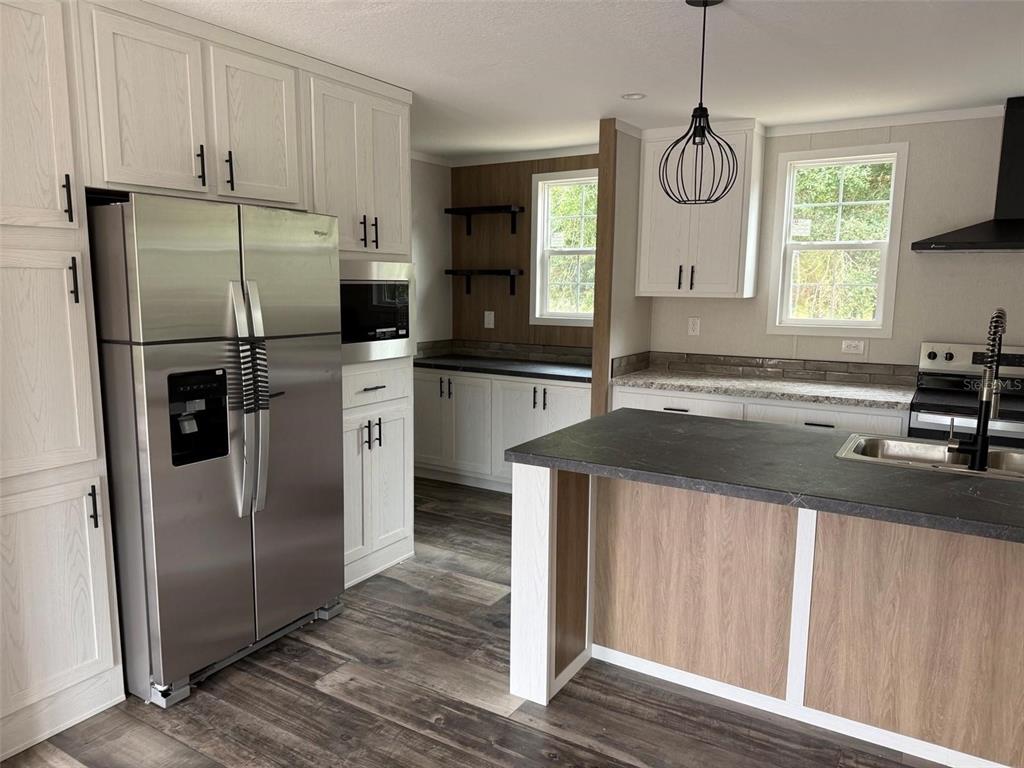 19368 NW 248TH STREET, OKEECHOBEE, FL — photo 4 of 15