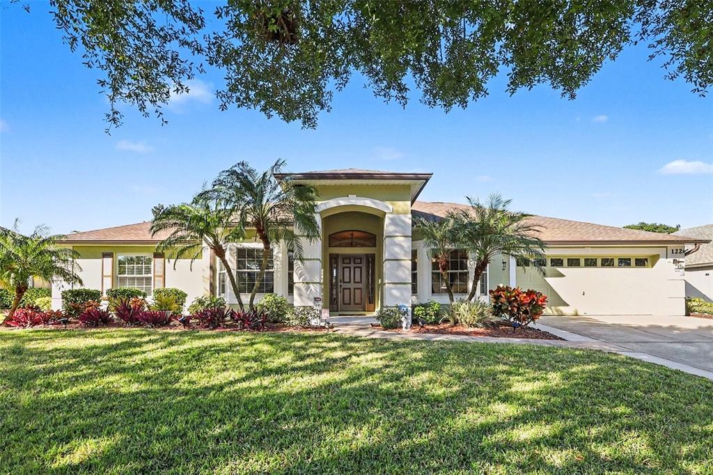 122 COSTA LOOP