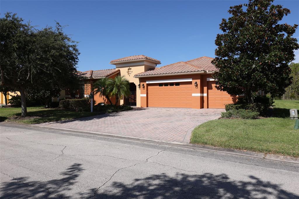 619 TAPATIO LANE