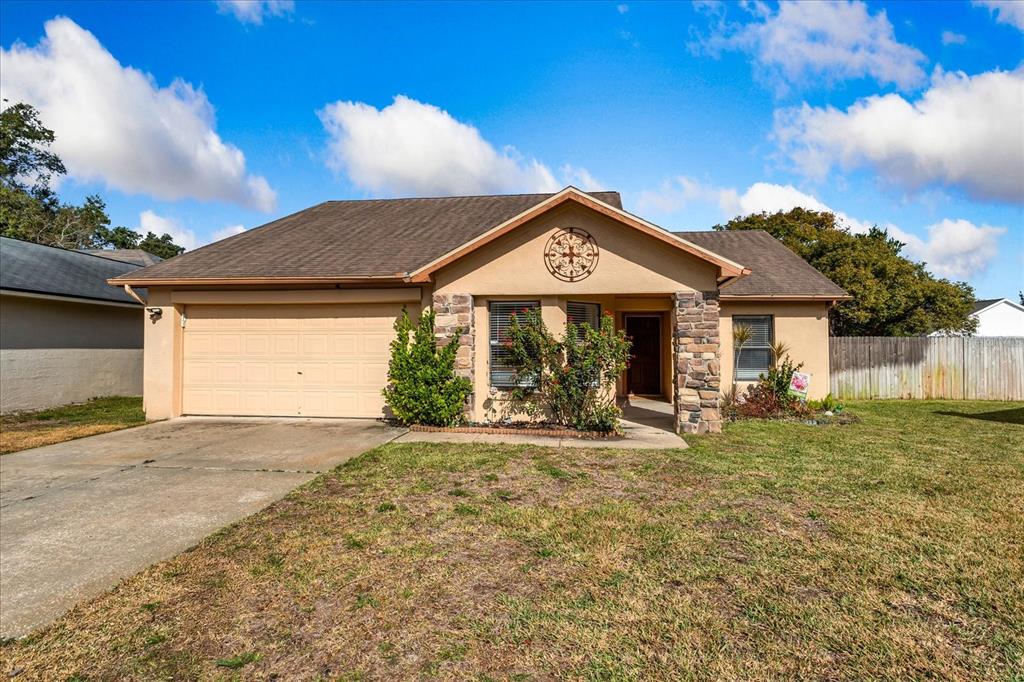 1018 POND APPLE COURT