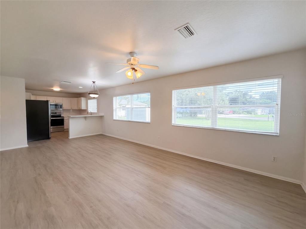 1331 30TH AVENUE E, BRADENTON, FL — photo 3 of 30