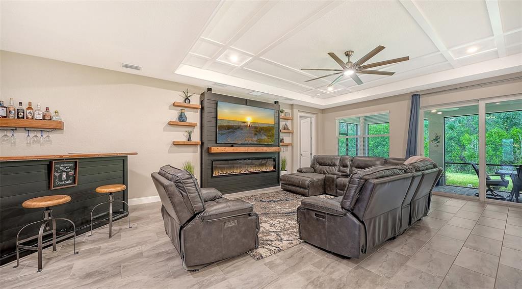 469 BANEBERRY COURT, NOKOMIS, FL — photo 4 of 30