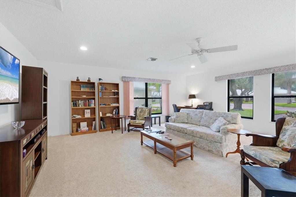 311 PEMBROKE LANE N UNIT 196, VENICE, FL — photo 3 of 30