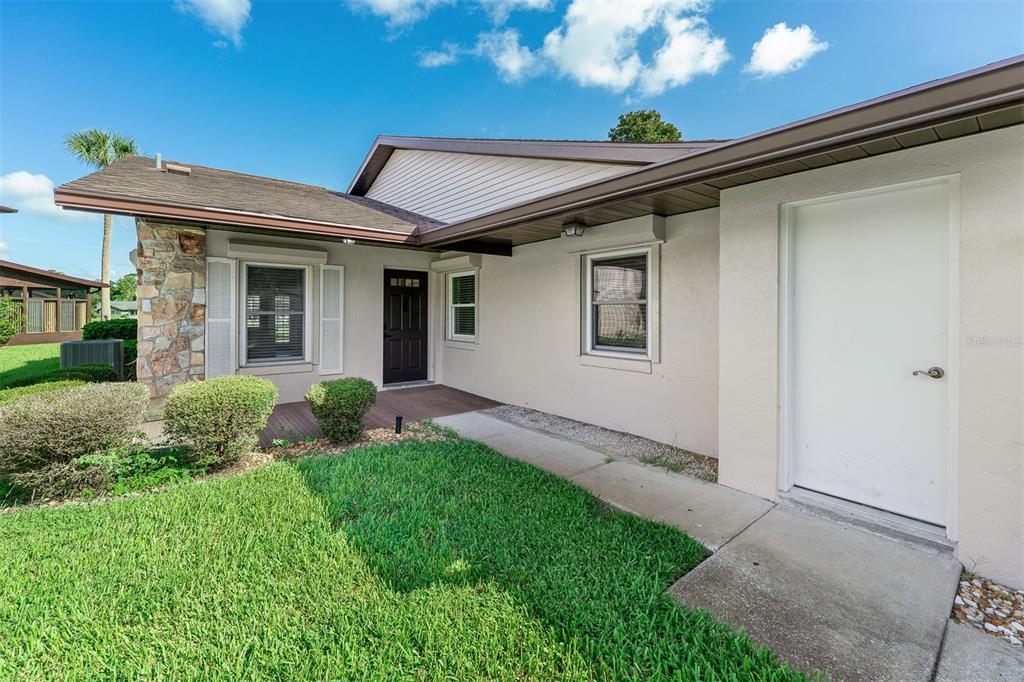 107 DEER LAKE CIRCLE, ORMOND BEACH, FL — photo 3 of 30