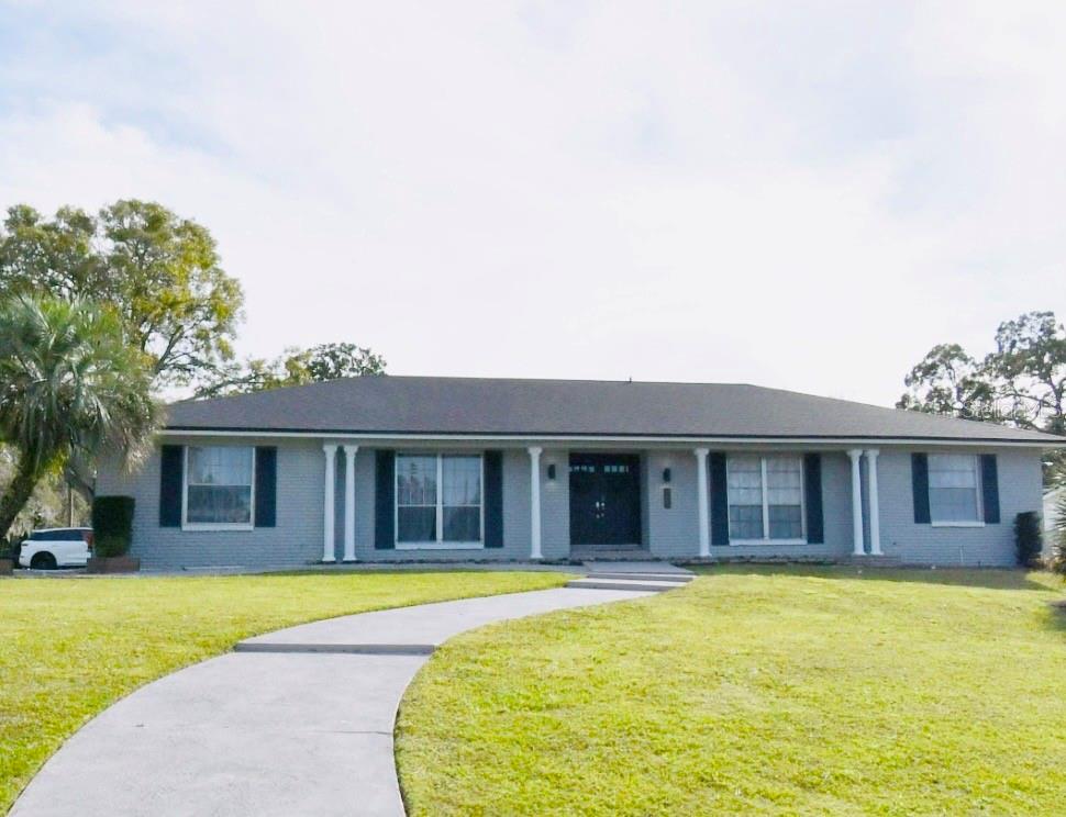 105 SPRING COVE TRAIL