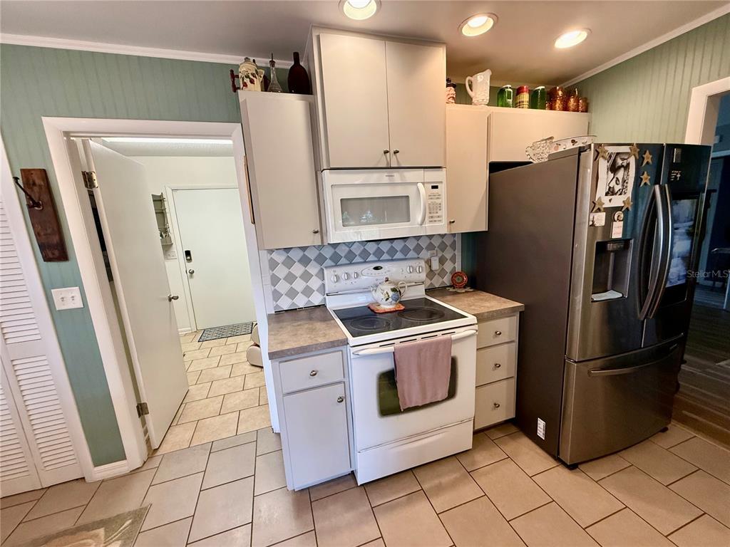 400 BAYOU ROAD, WINTER HAVEN, FL — photo 3 of 72
