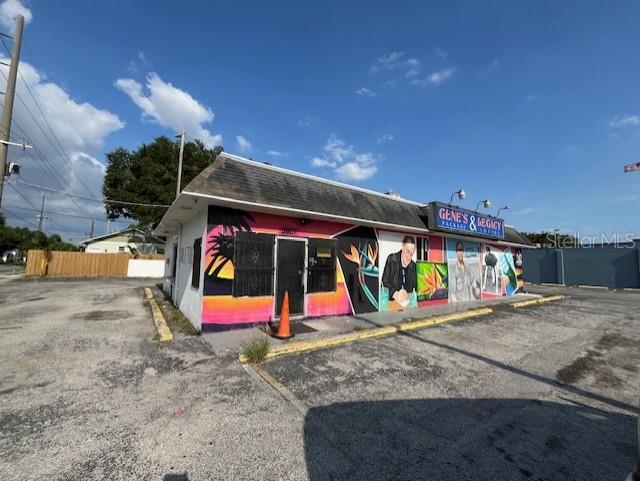 3607 N NEBRASKA AVENUE