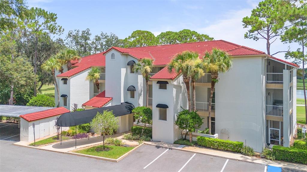 467 HAMPTONCREST CIRCLE UNIT 203