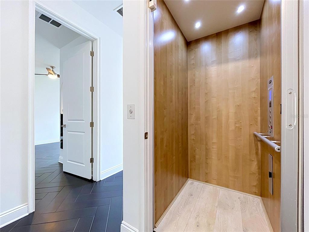 3702 W ROLAND STREET UNIT 3, TAMPA, FL — photo 4 of 30