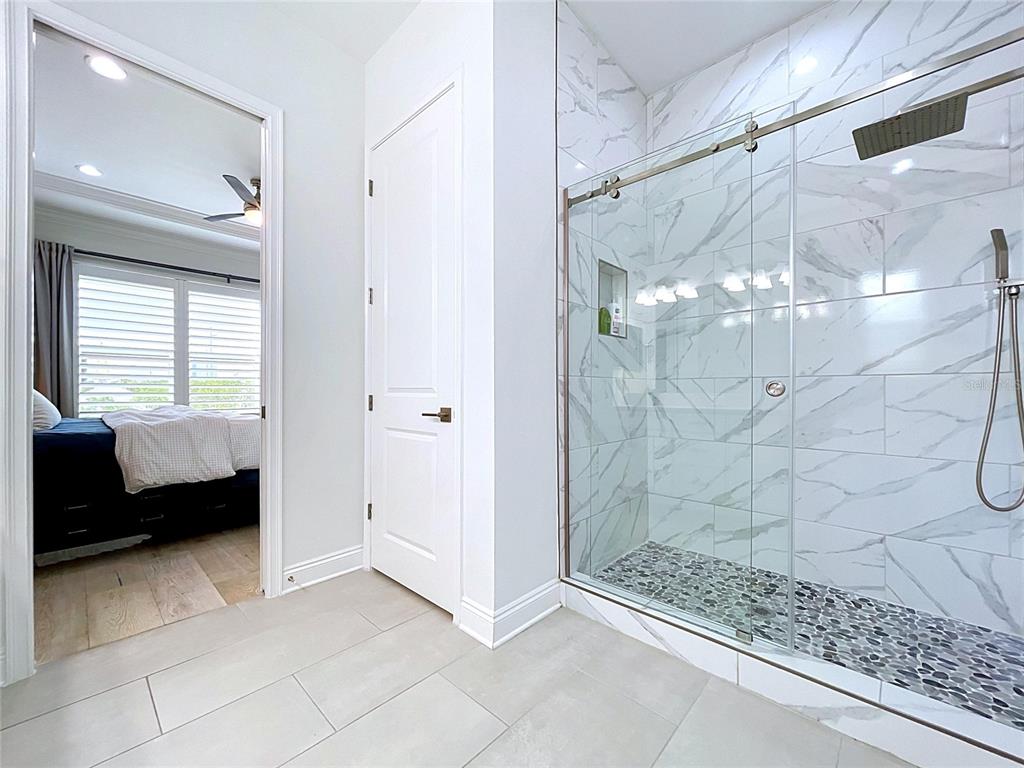 3702 W ROLAND STREET UNIT 3, TAMPA, FL — photo 5 of 30