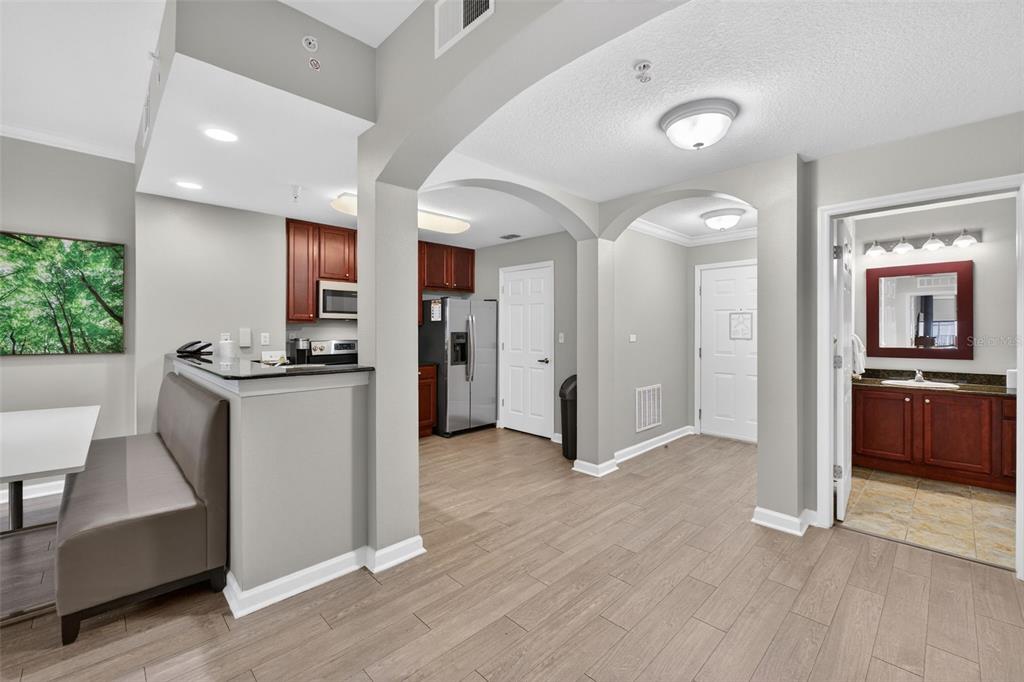 14501 GROVE RESORT AVENUE UNIT 1528, WINTER GARDEN, FL — photo 5 of 51