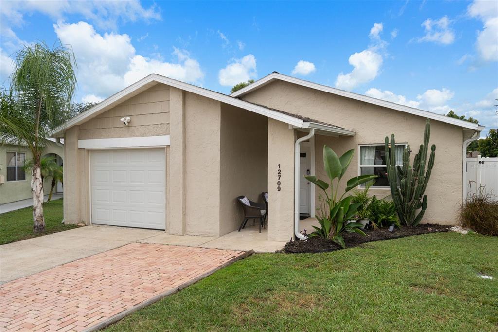 12709 SKIPPER LANE, HUDSON, FL — photo 3 of 29