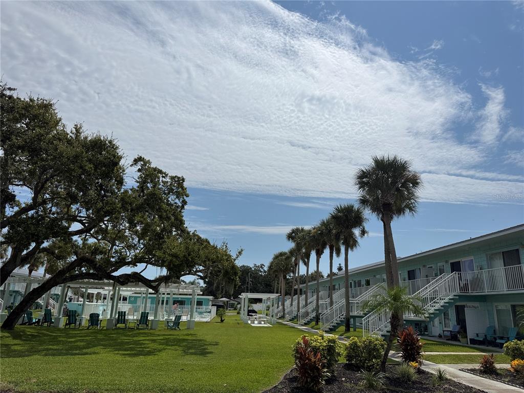 541 S PENINSULA AVENUE UNIT A21