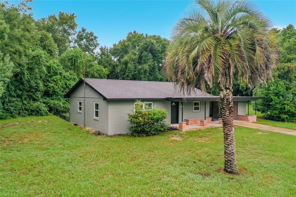 5134 EAGLES NEST ROAD, FRUITLAND PARK, FL — photo 2 of 43
