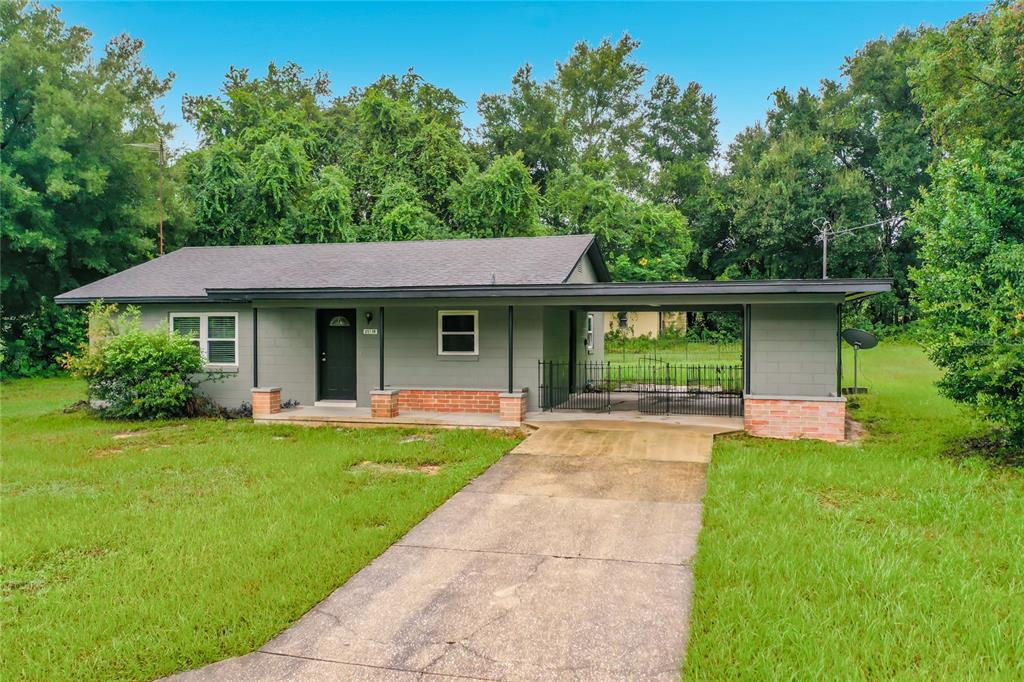 5134 EAGLES NEST ROAD, FRUITLAND PARK, FL — photo 3 of 43
