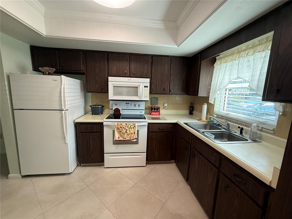 1411 NORMANDY PARK DRIVE UNIT 4, CLEARWATER, FL — photo 2 of 17