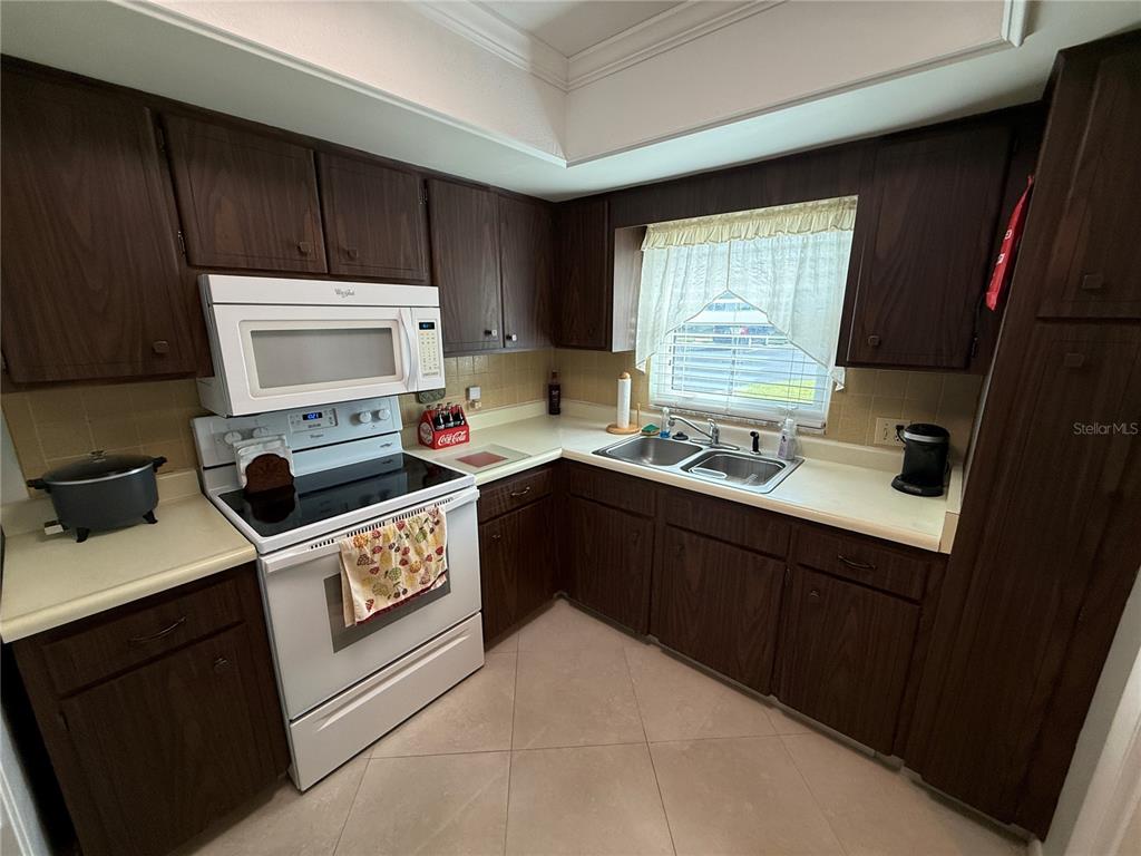 1411 NORMANDY PARK DRIVE UNIT 4, CLEARWATER, FL — photo 3 of 17