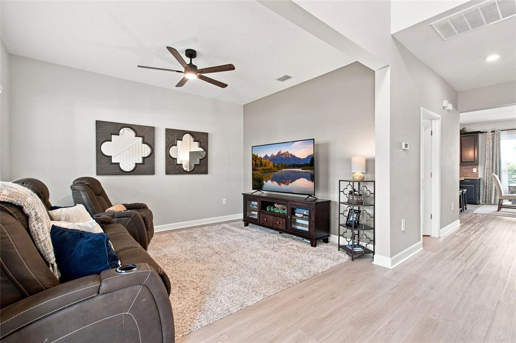 1401 PRO SHOP COURT, DAVENPORT, FL — photo 4 of 30