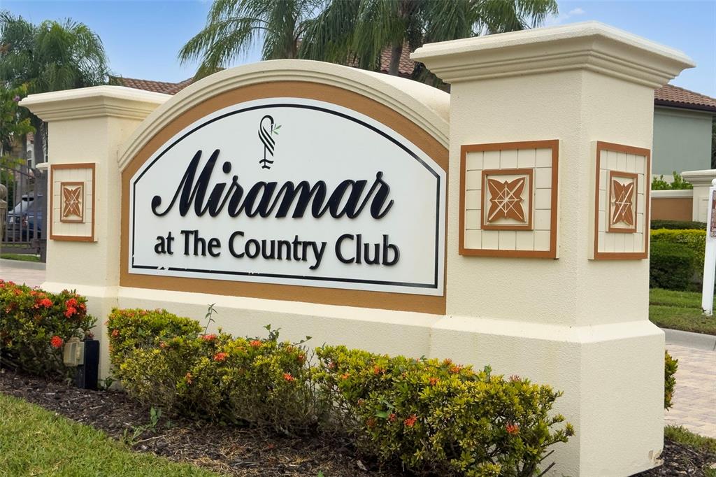 8432 MIRAMAR WAY, LAKEWOOD RANCH, FL — photo 4 of 30