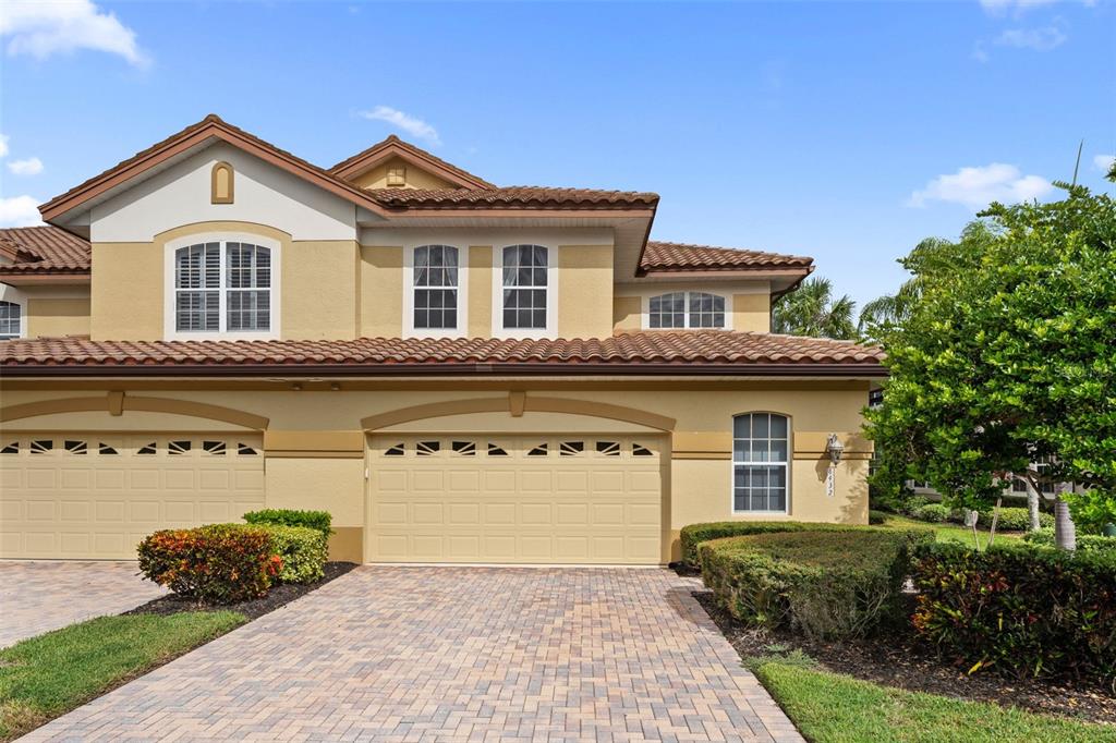 8432 MIRAMAR WAY, LAKEWOOD RANCH, FL — photo 5 of 30