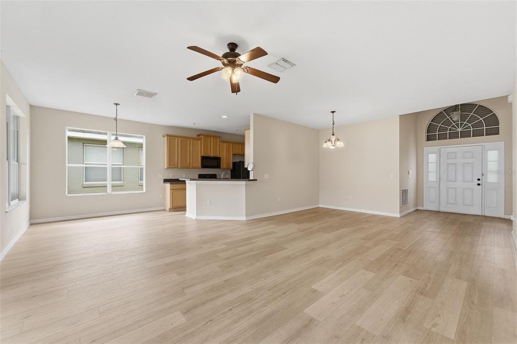 185 VENETIAN BAY CIRCLE, SANFORD, FL — photo 5 of 30
