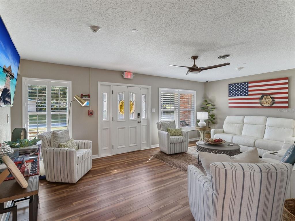 36240 E SPRING LAKE BOULEVARD, FRUITLAND PARK, FL — photo 2 of 47
