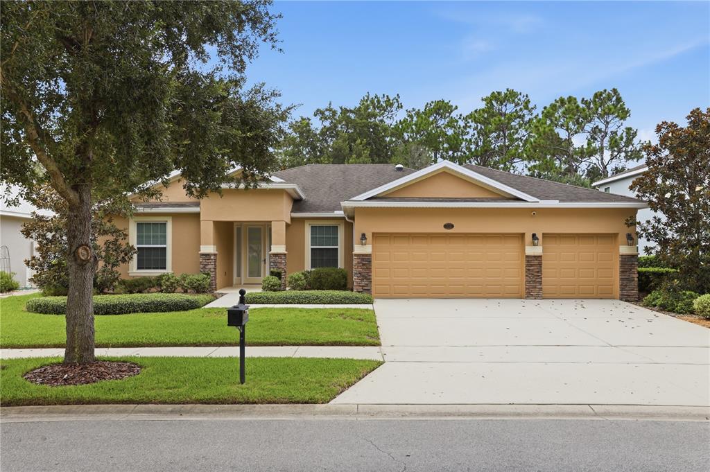 308 W VICTORIA TRAILS BOULEVARD
