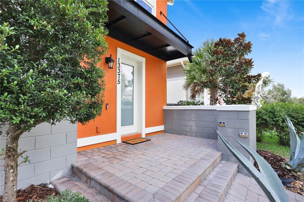 13375 BEEBE ALLEY, ORLANDO, FL — photo 2 of 54