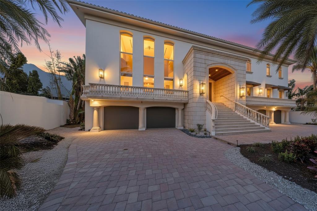 4136 ROBERTS POINT CIRCLE
