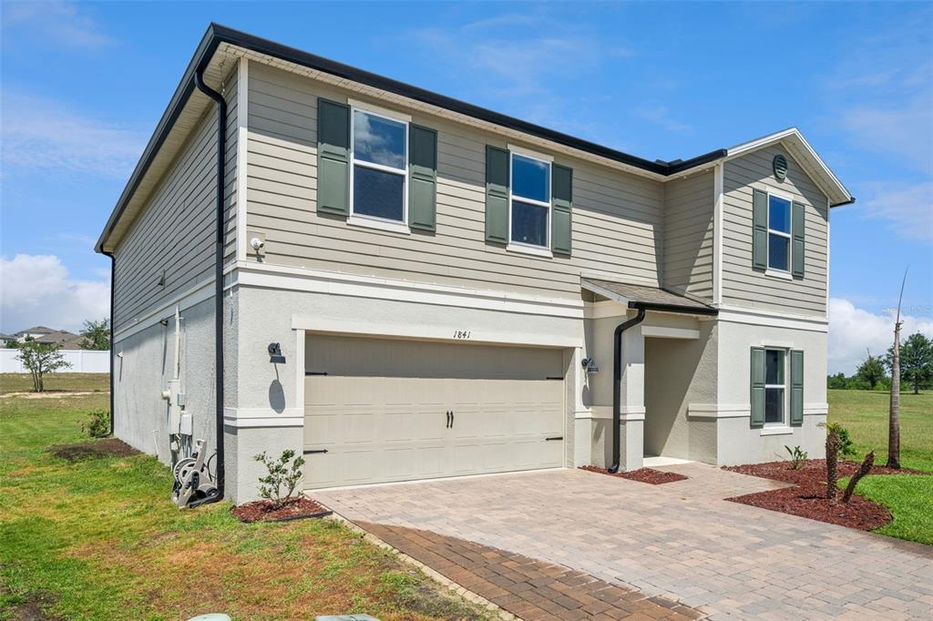 1841 WILSON PRAIRIE CIRCLE