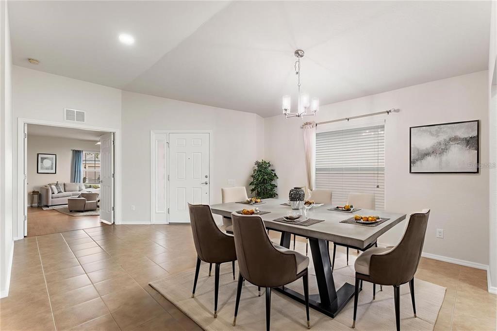 418 DEL SOL AVENUE, DAVENPORT, FL — photo 3 of 45