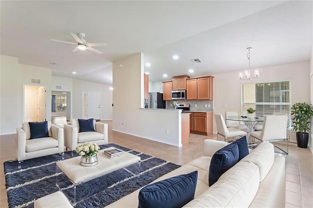 418 DEL SOL AVENUE, DAVENPORT, FL — photo 5 of 45