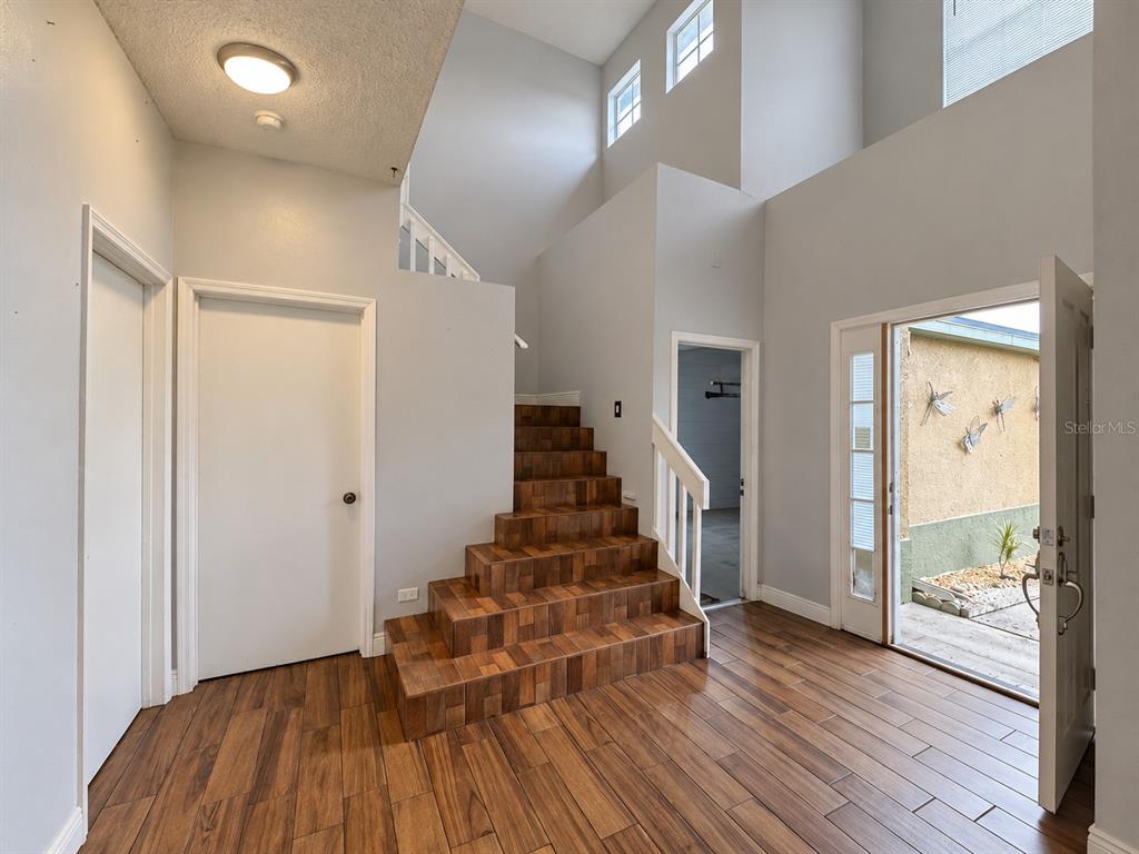 111 CATTAIL COURT, KISSIMMEE, FL — photo 4 of 30
