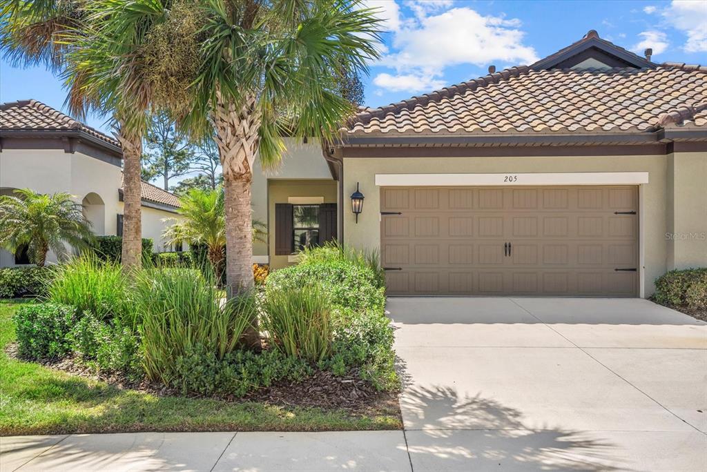 205 SAREZZO CIRCLE