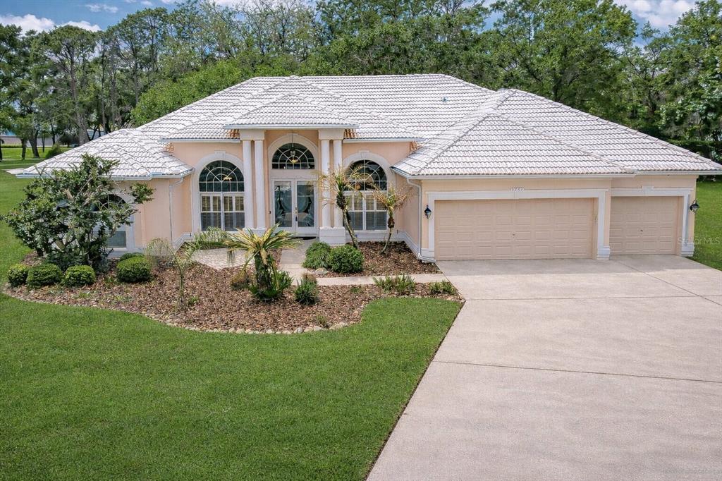 5201 LAUREL POINTE DRIVE