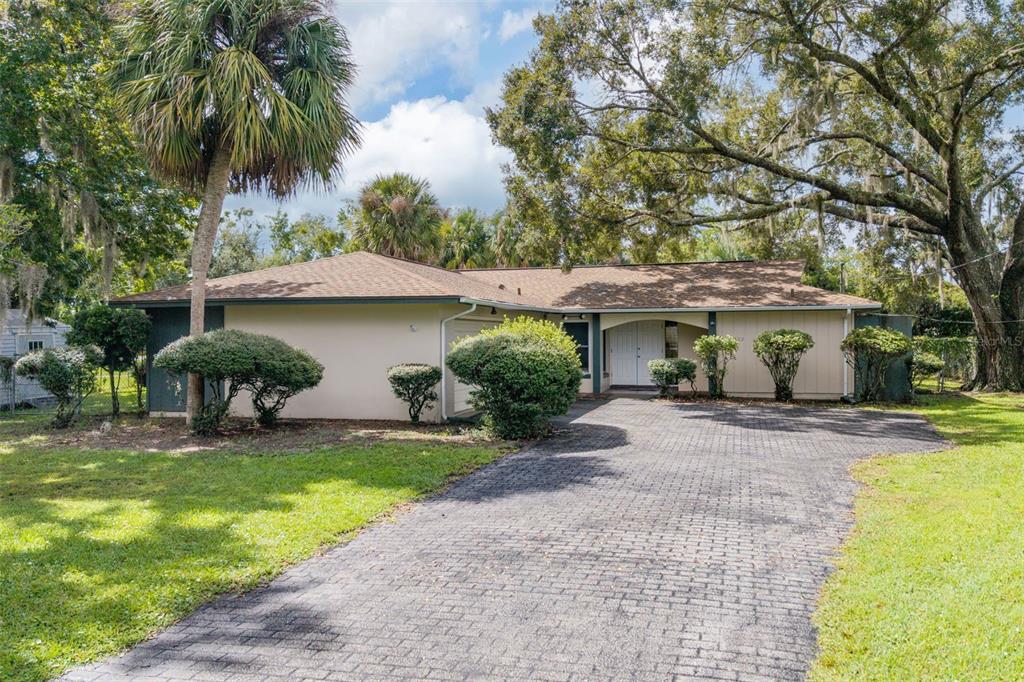 522 SE PARADISE POINT ROAD
