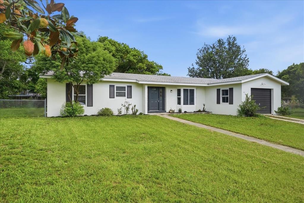 1220 SIENNA COURT