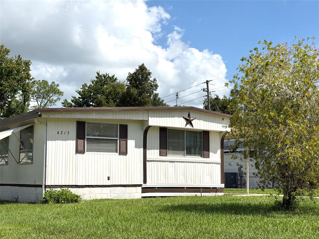 4215 WINDY WAY, FRUITLAND PARK, FL — photo 2 of 32