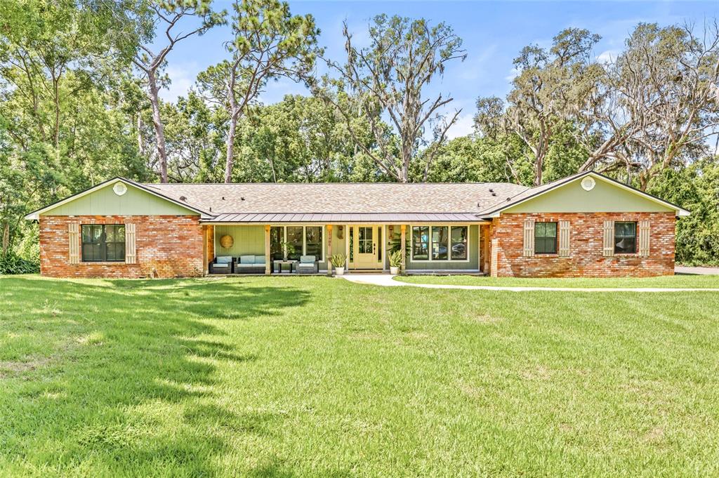 17908 PEPPER TREE LANE