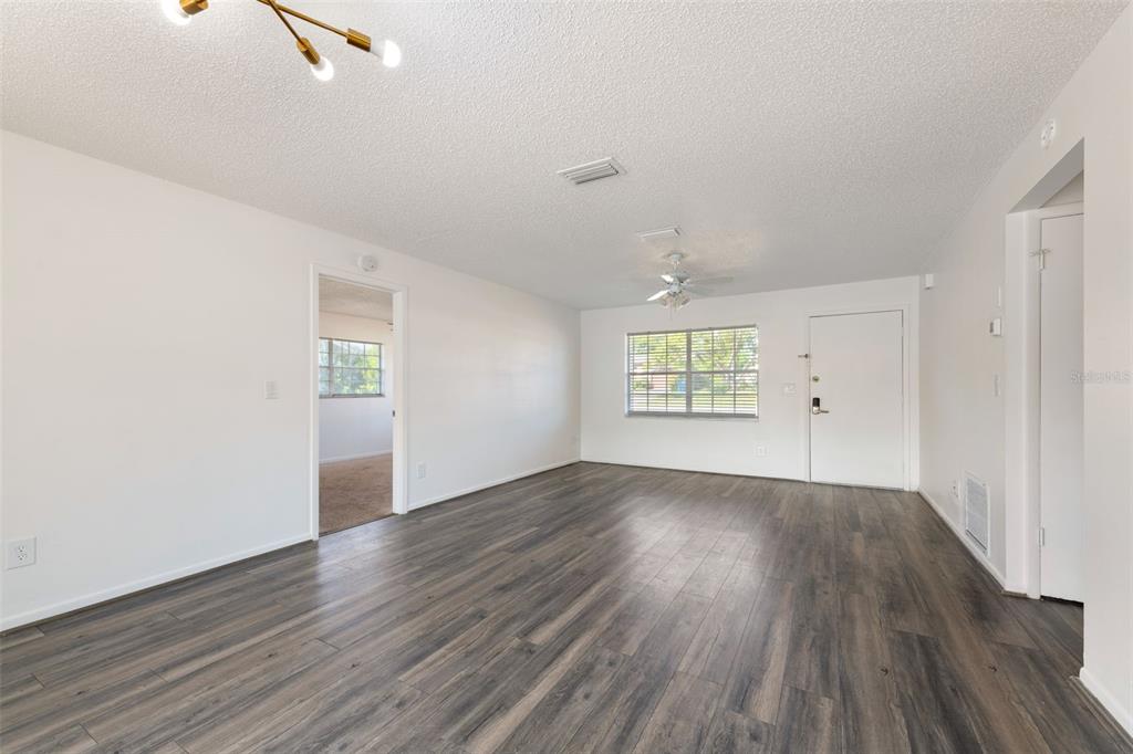 12601 EDDINGTON ROAD, SPRING HILL, FL — photo 5 of 28