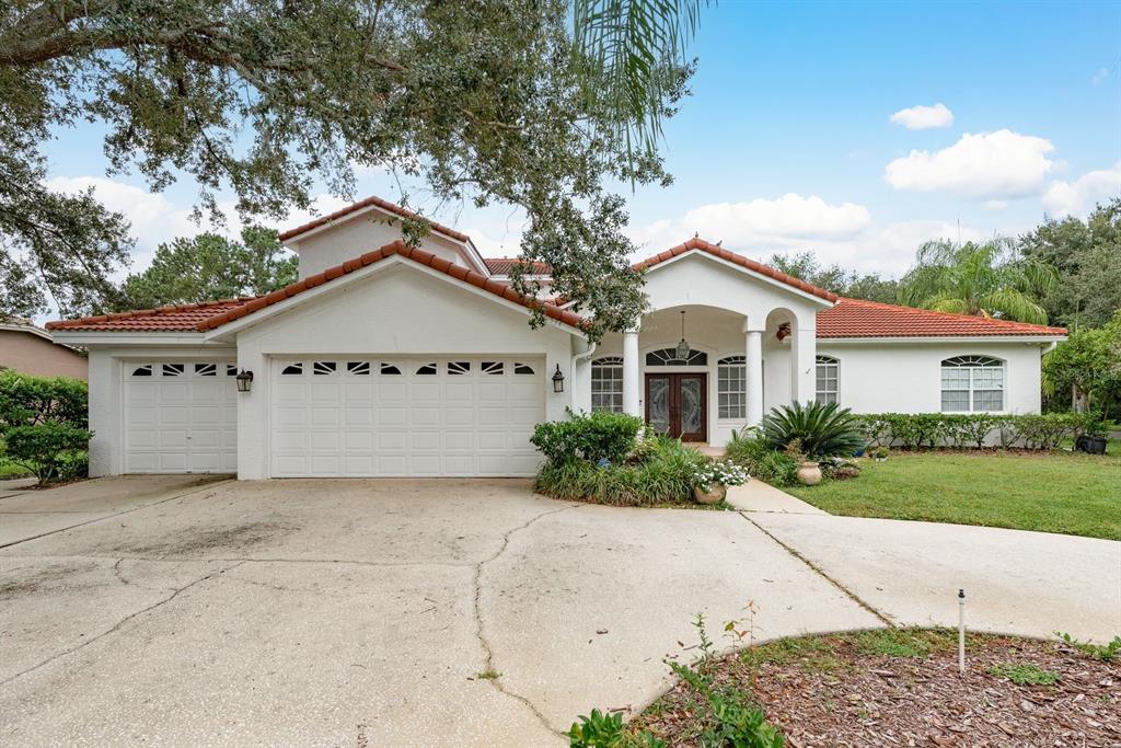 1534 E LAKE WOODLANDS PARKWAY