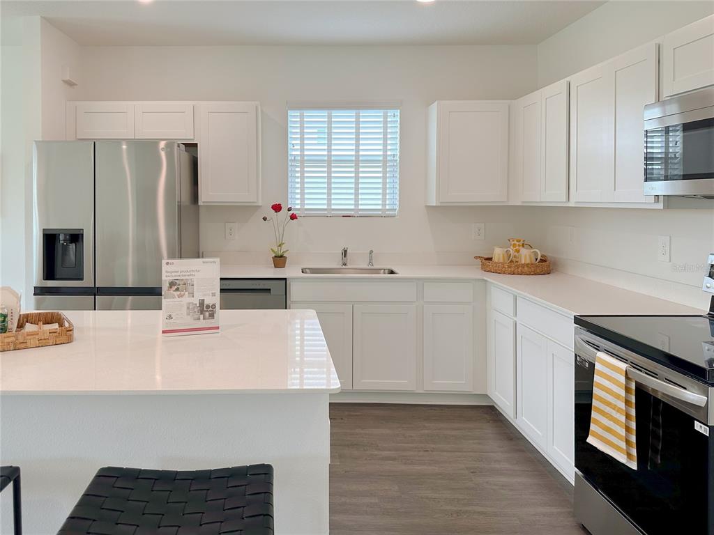 11403 LAKE LOUISA TERRACE, SARASOTA, FL — photo 4 of 20