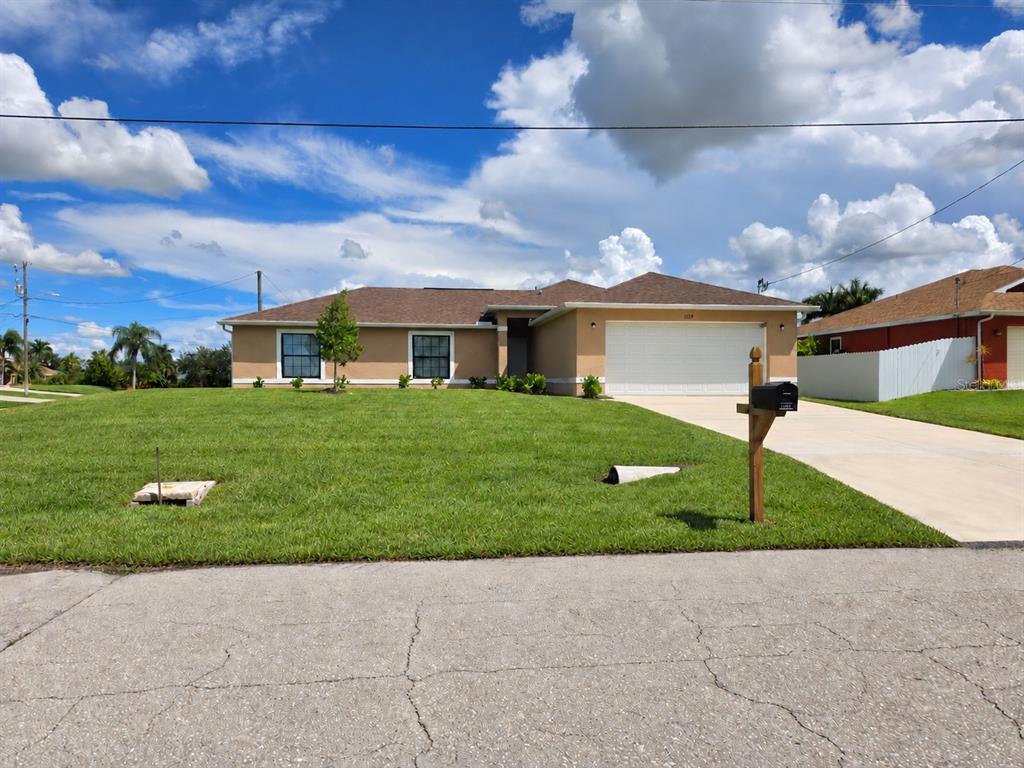 1139 NW 10TH AVENUE, CAPE CORAL, FL — photo 3 of 19