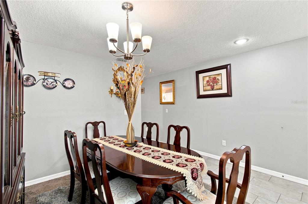 4300 LENOX BOULEVARD, ORLANDO, FL — photo 5 of 41