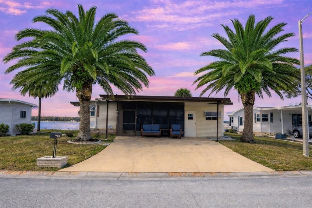 772 IMPERIAL DRIVE