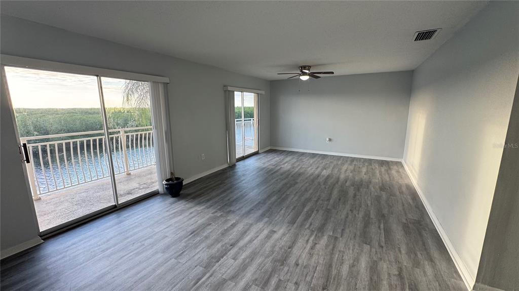 8827 BAY POINTE DRIVE UNIT 203, TAMPA, FL — photo 4 of 26